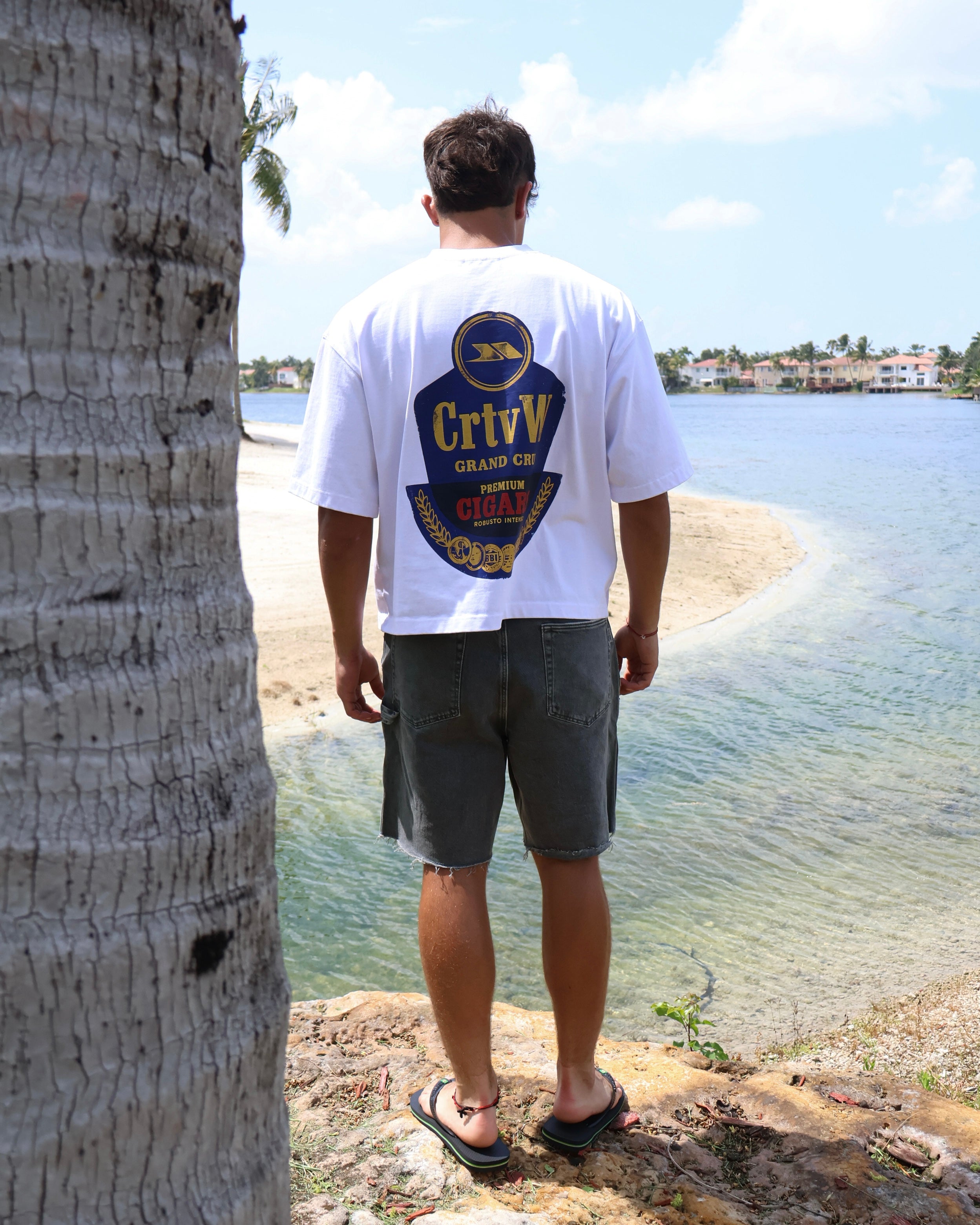 GRAND GRU TEE